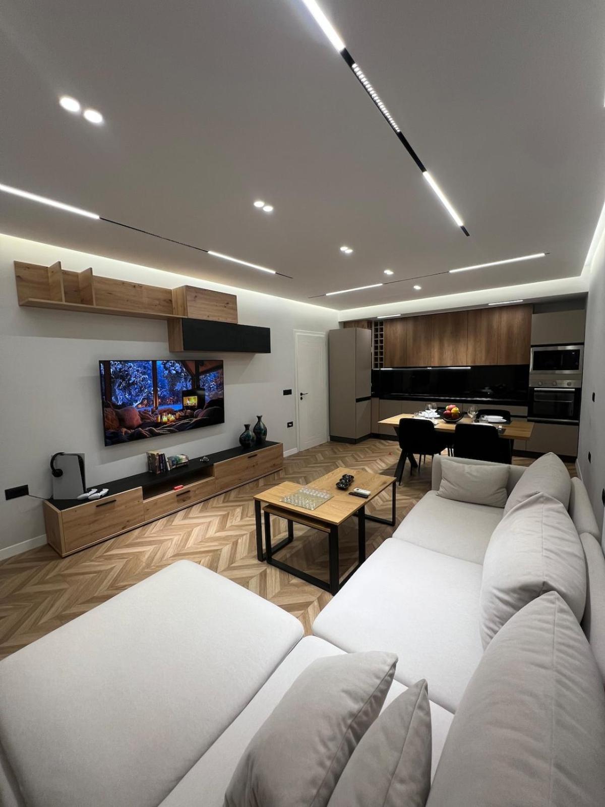 Apartment 7 Floor Luxury Tirana
